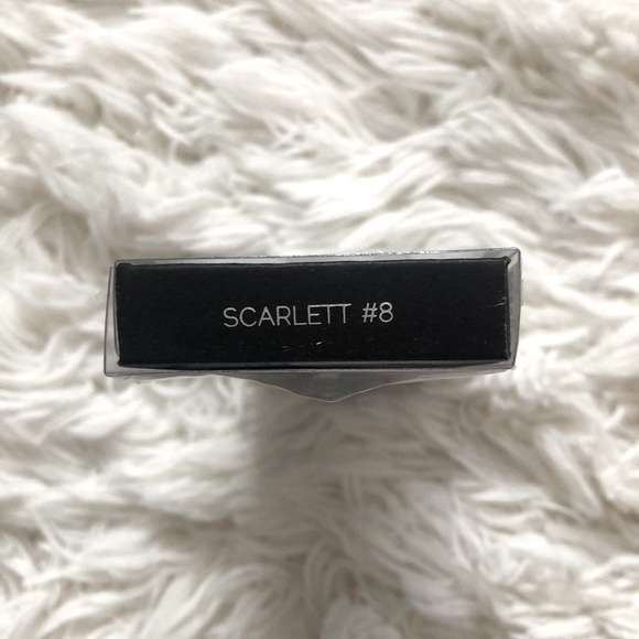 3/$45 Huda Beauty Scarlett lashes - Picture 5 of 5